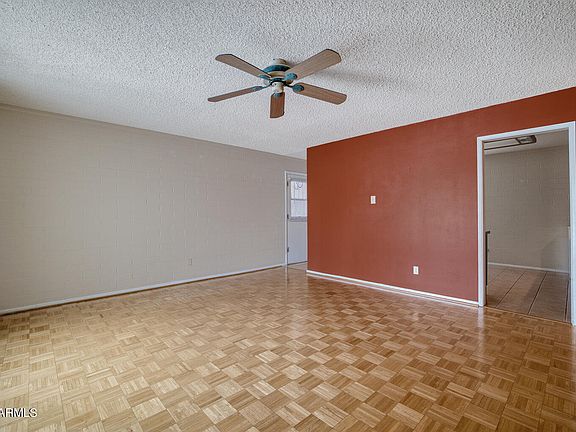 5th image of 11614 N 107TH Avenue