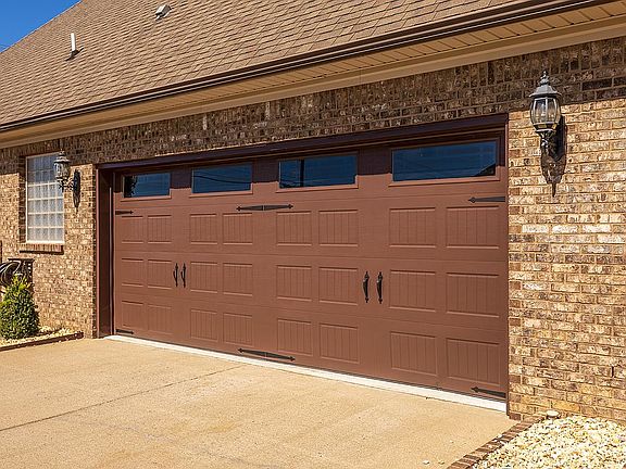 2nd image of 25134 Castlebury Dr