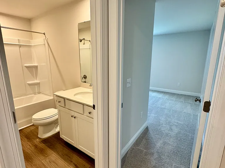 7449 Linda Vista Ln — Photo 23