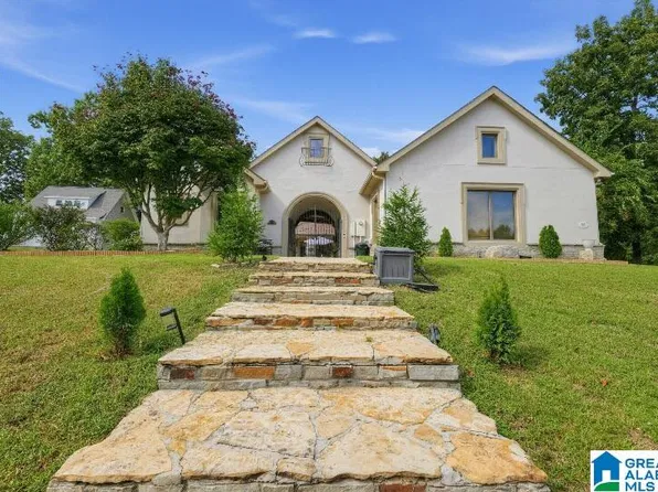 783 Golf Trail Rdg, Muscle Shoals, AL 35661