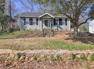 13 Davie Cir, Chapel Hill, NC 27514