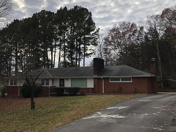 2nd image of 313 Carta Rd