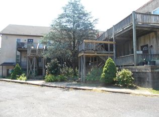 22 N Main St #8, Coopersburg, PA 18036