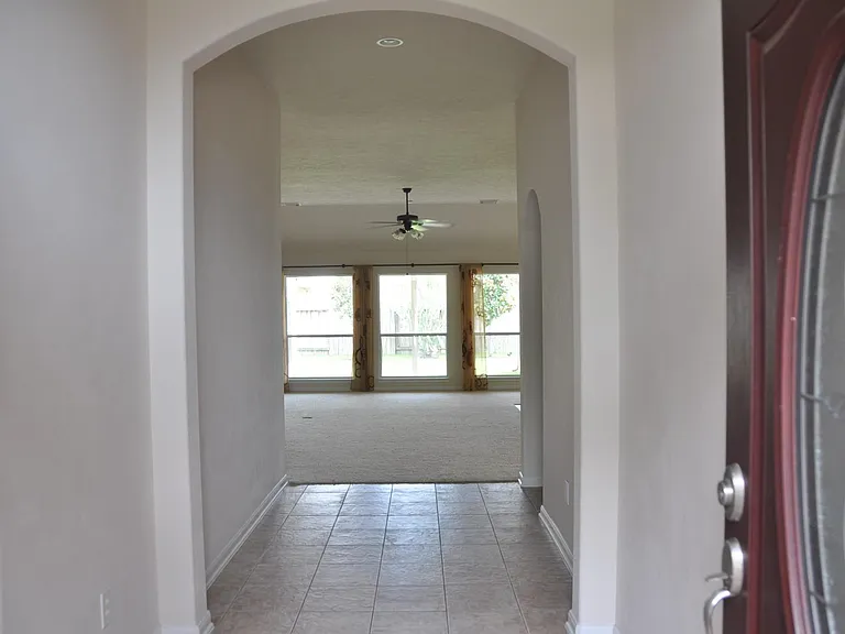 12814 Quail Creek Dr — Photo 8