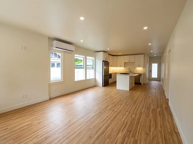 3712 Richmond St — Photo 17