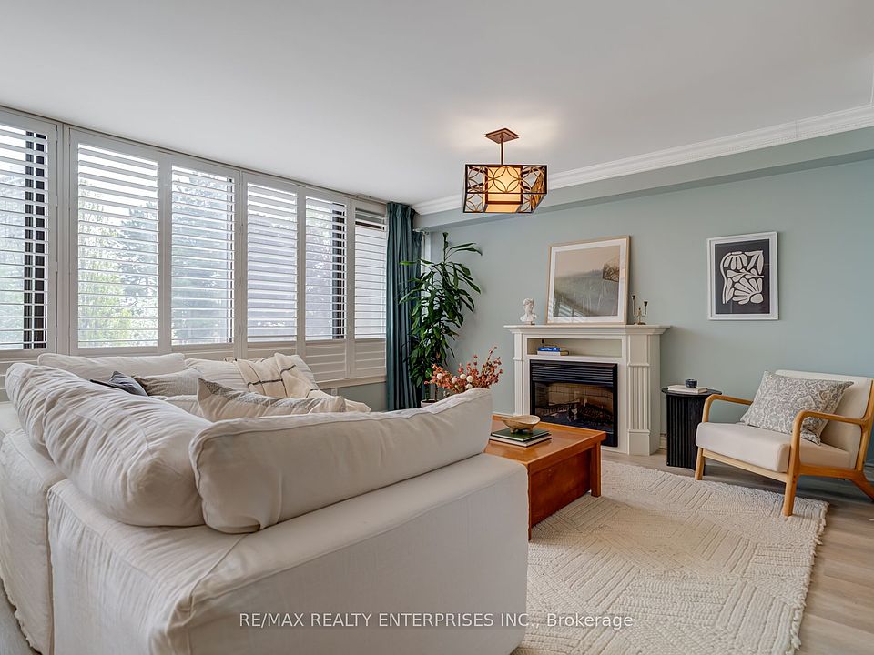 1st image of 65 Skymark Dr #204