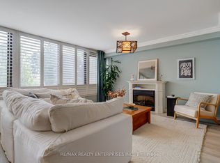 65 Skymark Dr #204, Toronto, ON M2H3N9