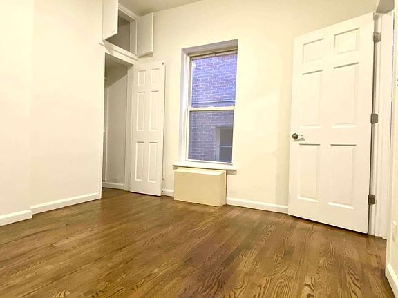 5th image of 139 E 13th St #4D