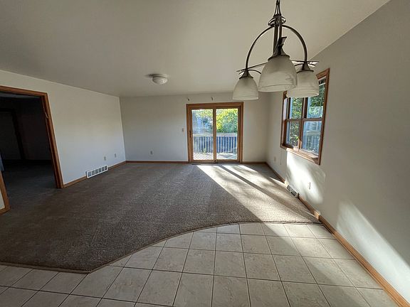 3rd image of 3487 N Bartlett Ave