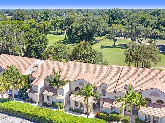 3rd image of 1239 Country Club Dr #1423
