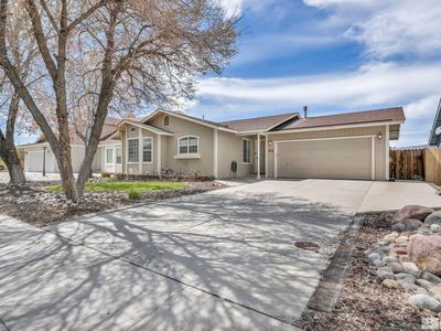 225 Woodlake Cir, Dayton, NV, 89403