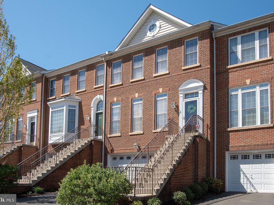 1st image of 9966 Cyrandall Dr