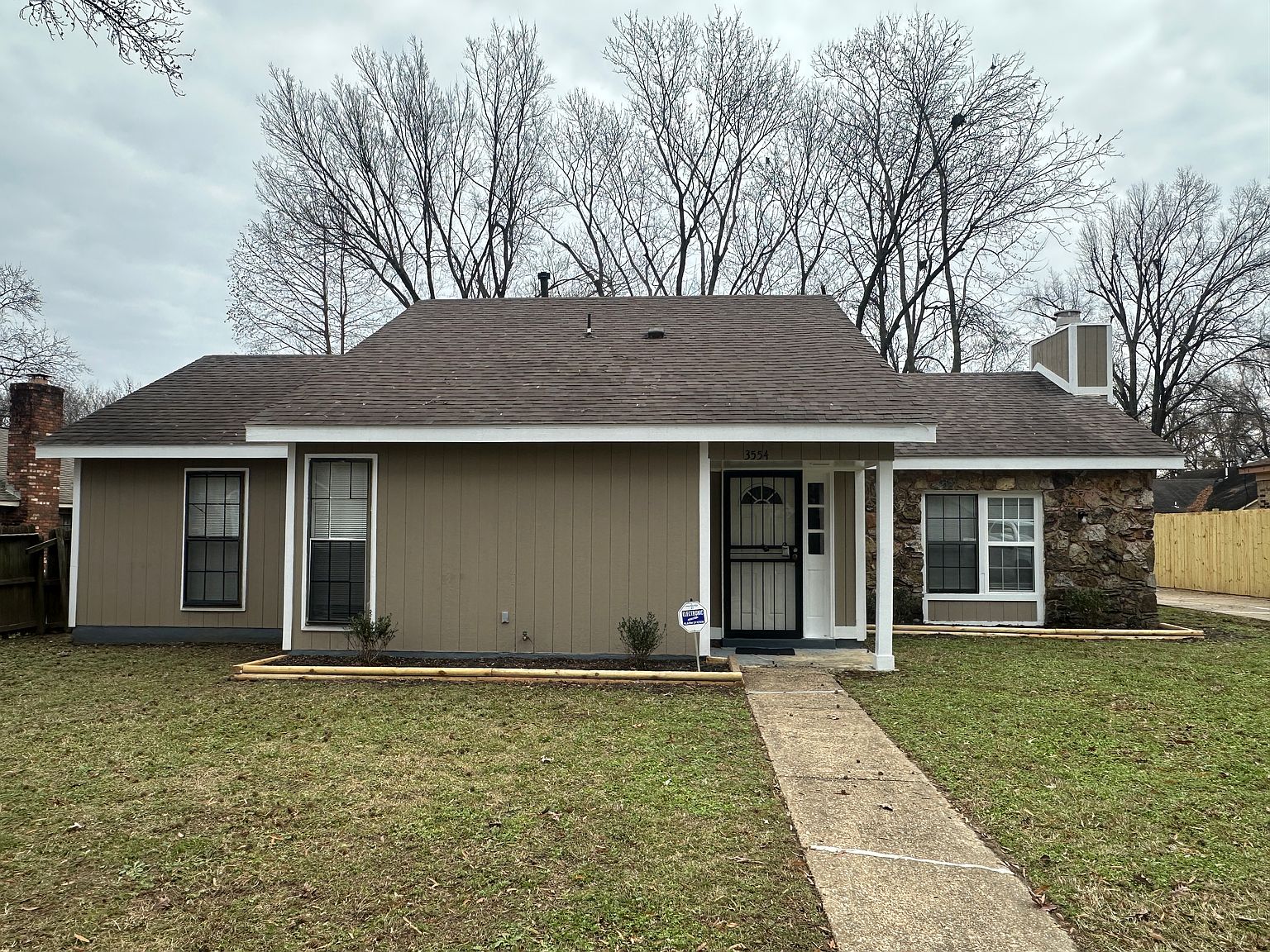 洋書 Mountain Houses 4N694 Mountain Ash Dr, Wayne, IL 60184 | Zillow