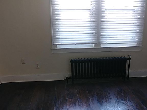 2nd image of 808 N Main St APT 303