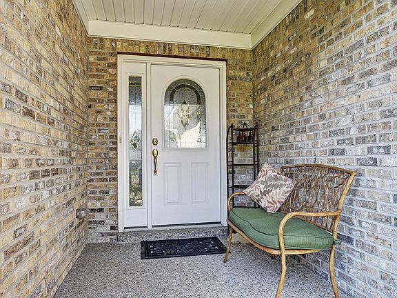 2nd image of 6912 Feyhurst Dr