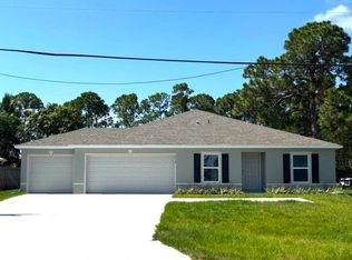 2218 SE Grand Dr, Port Saint Lucie, FL 34952