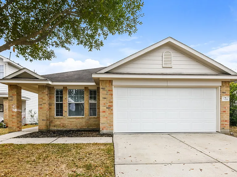3426 Owl Crossing Ln — Photo 1