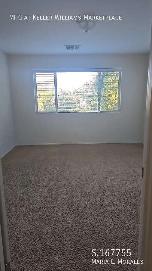 3 bed, 2.5 bath, 1666 sqft, $1,932 — Photo 3