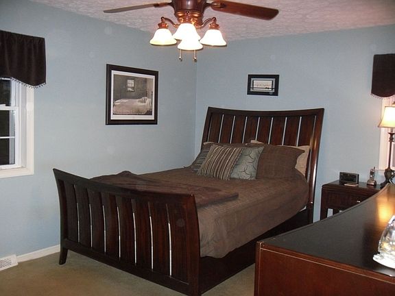 4th image of 208 Forest Dale Dr