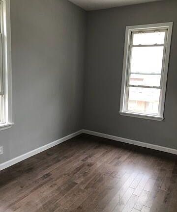 5th image of 1927 E 19th St Floor 2