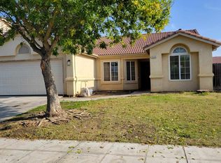 1423 Hickory Ave, Madera, CA 93637