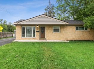 336 Gilbert Dr, Wood Dale, IL 60191