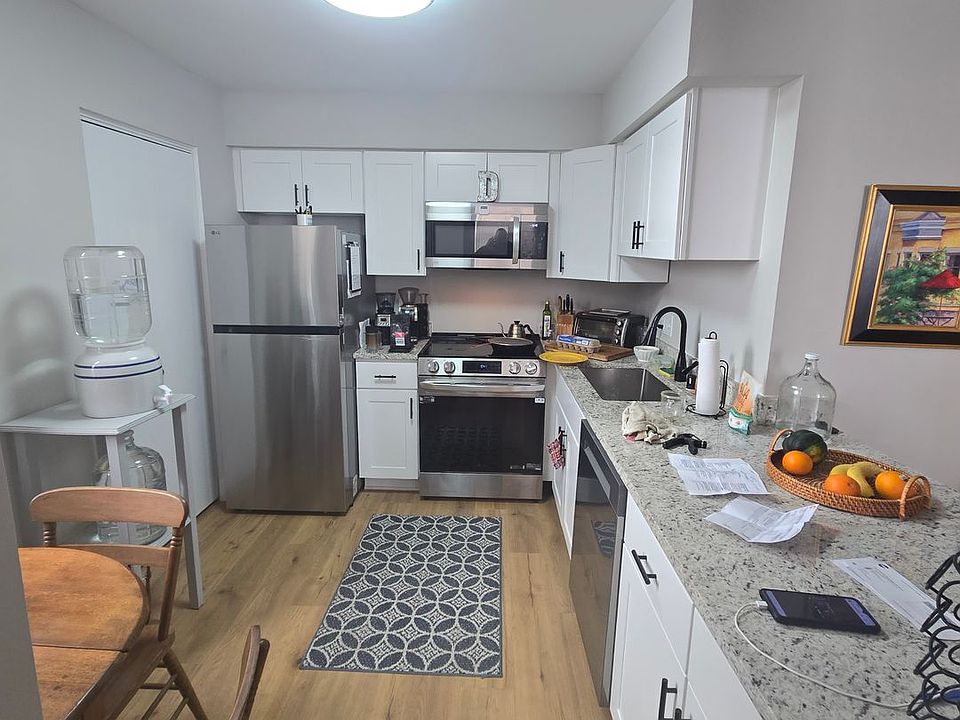 1st image of 114-120 Grand Ave #120B