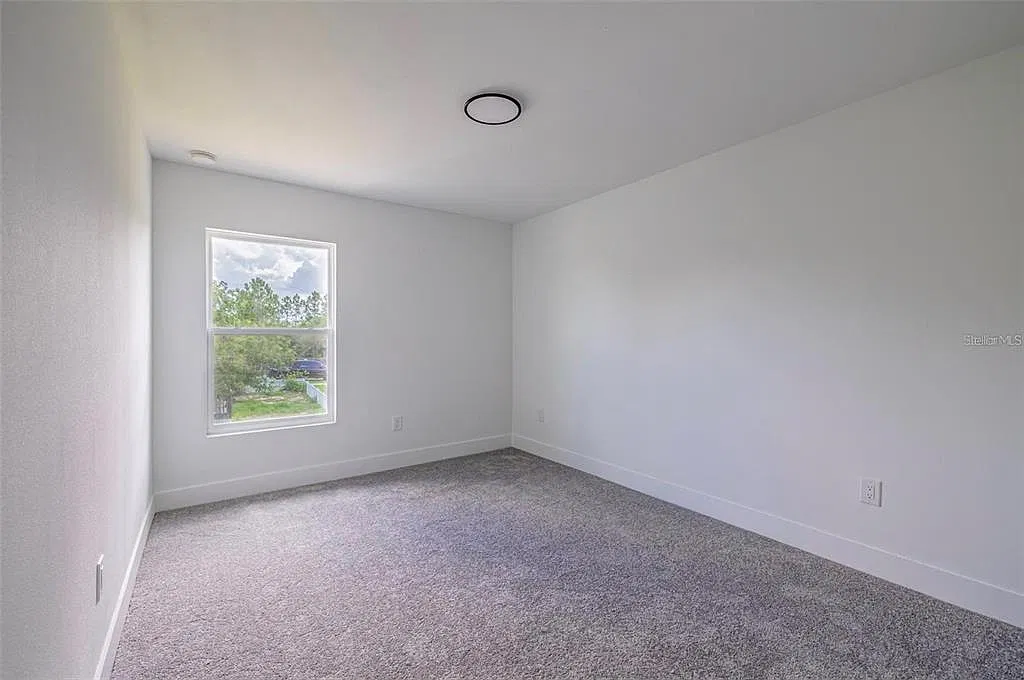 3 bed, 2.5 bath, 1536 sqft, $2,100 — Photo 3