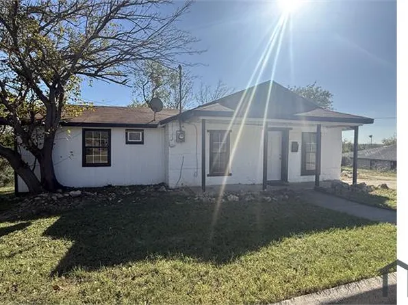 2152 Moore Ave #1, Fort Worth, TX 76106