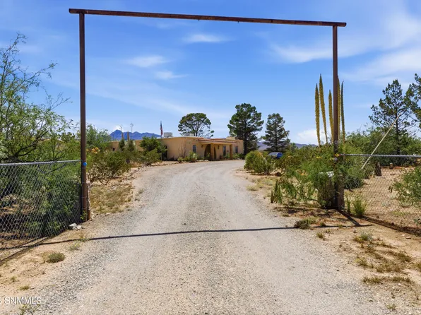 469 De Lara Estates Rd, Chaparral, NM 88081