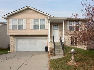 2314 S 17th St, Council Bluffs, IA 51501