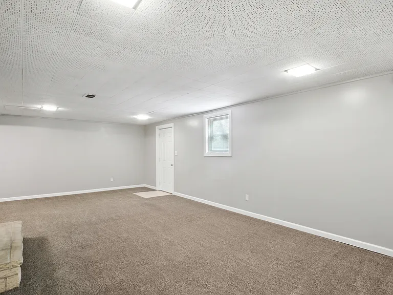 1218 Sunset Dr — Photo 34