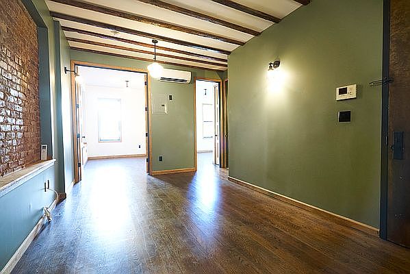 1st image of 196 Montrose Ave #6