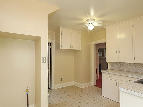 5th image of 80 Meadowbrook Ave