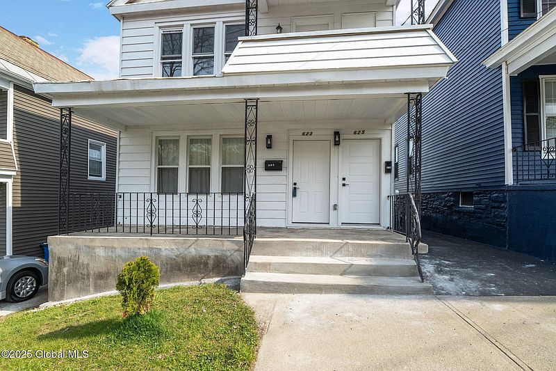 4th image of 623 Seneca Street