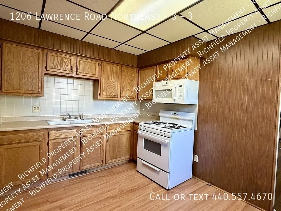 2 bed, 1.0 bath, 900 sqft, $800 — Photo 4