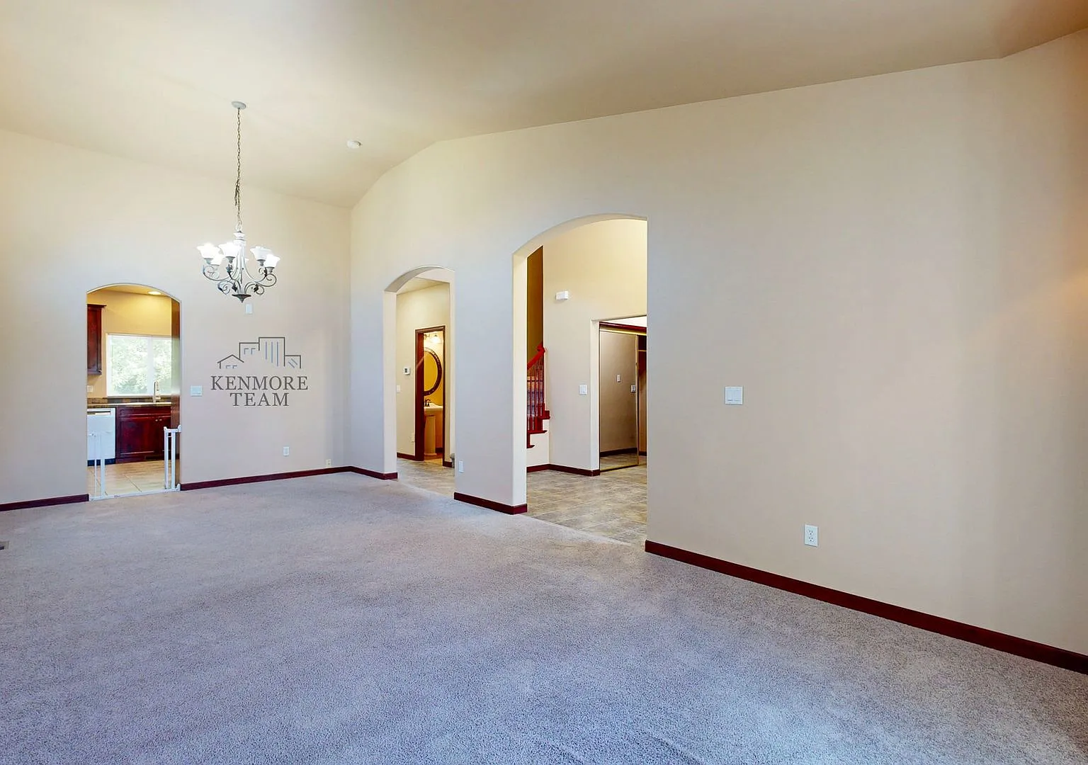 4 Bedroom, 3.5 Bath House in Kennewick — Photo 3