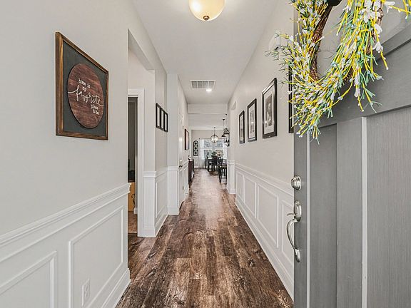 4th image of 1096 Holland Ridge Way