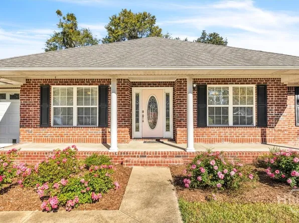 141 Colonial Drive, Midway, GA 31320