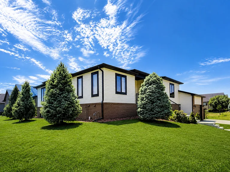 2961 Valley Stream Dr — Photo 38