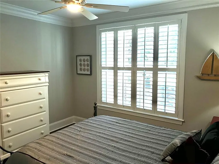 111 Gascoigne Ave #204 — Photo 26