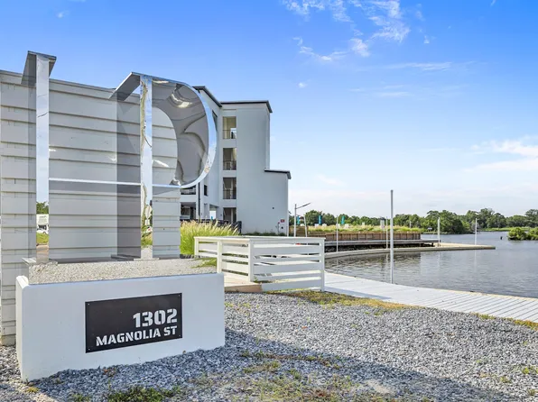 1302 Magnolia St, Gulfport, MS
