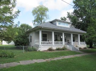 223 E 2nd St, Montgomery City, MO 63361