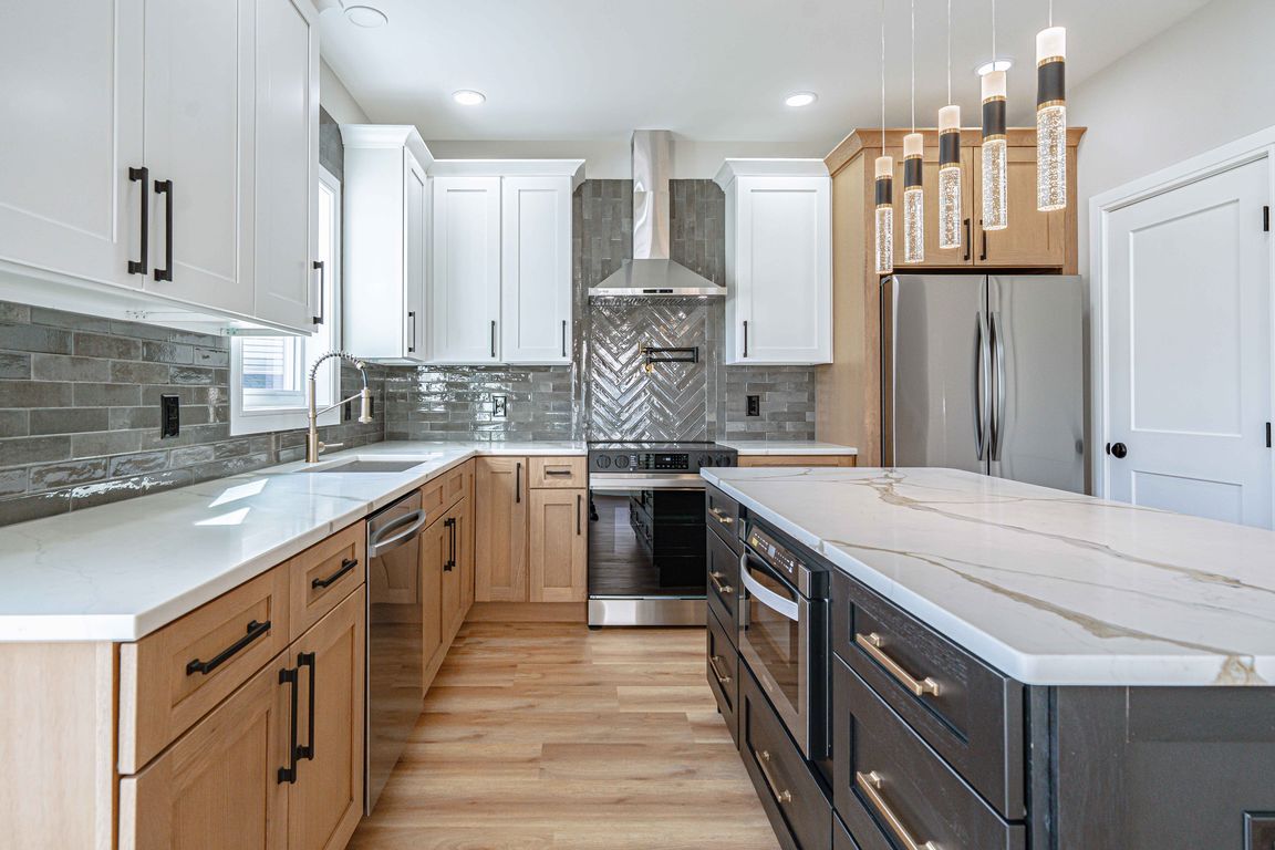 next background image