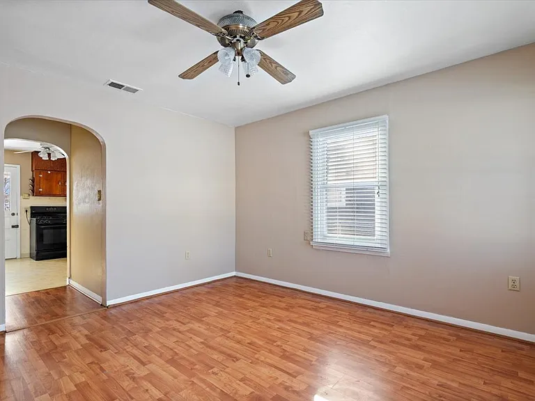 3241 S Harvey St — Photo 5