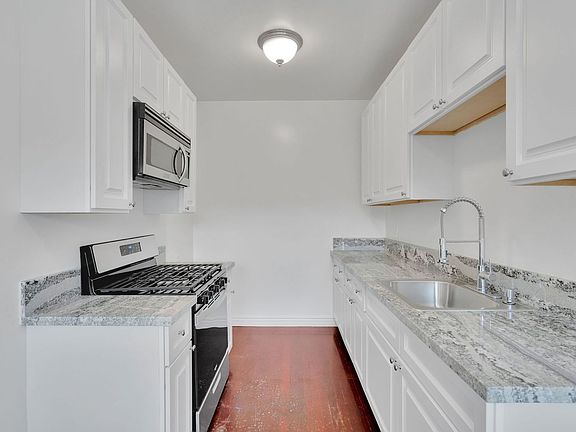 5th image of 719 N Madison Ave #7215