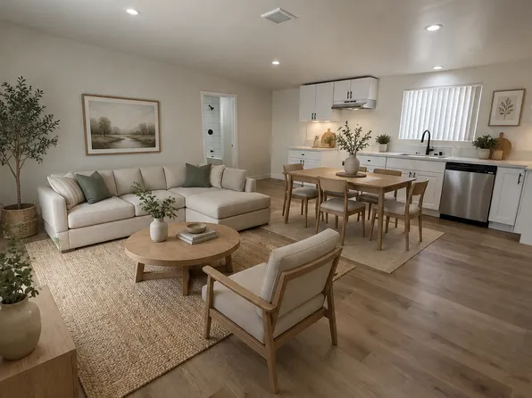 1498 E 6th St #8, Beaumont, CA 92223