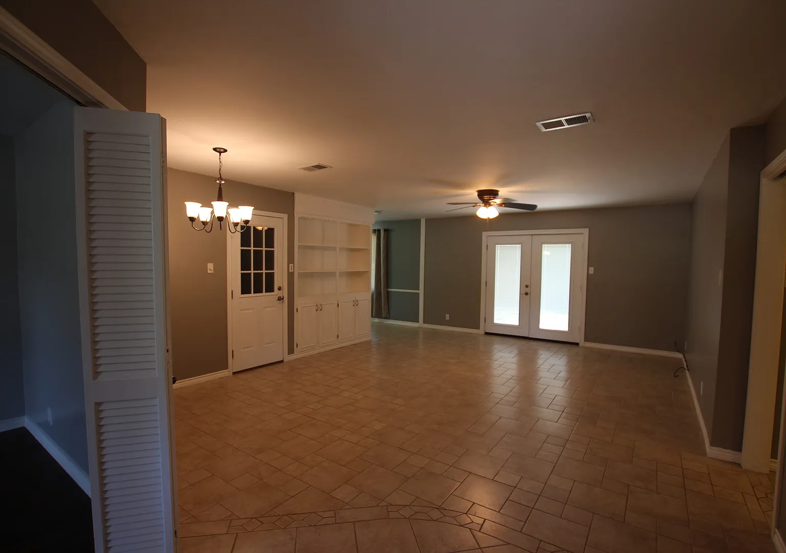 Coming Soon: 3 Bedroom 2 Bathroom Home Near UT Tyler — Photo 3