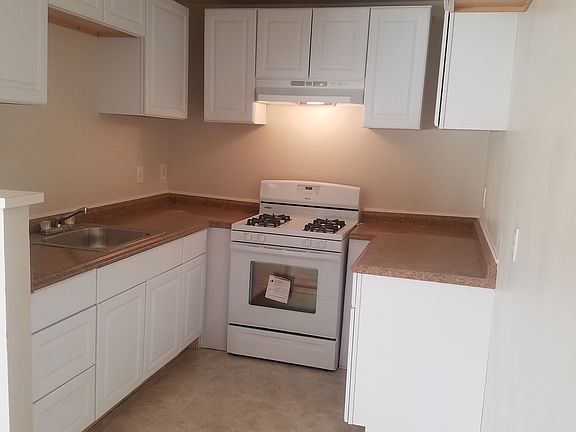 4th image of 5101 Huntington Dr N APT 204