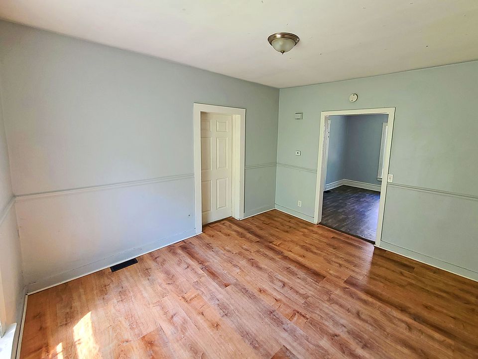 1st image of 367 West Ave APT 1